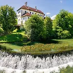 別荘 Forge Of Happiness With Pool - Happy Gradac