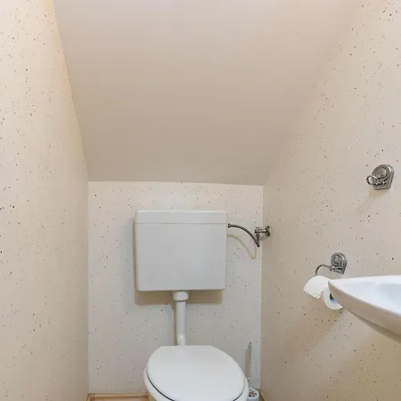 Forge Of Happiness With Pool - Happy * Gradac