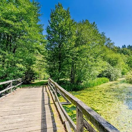 Forge Of Happiness With Pool - Happy * Gradac